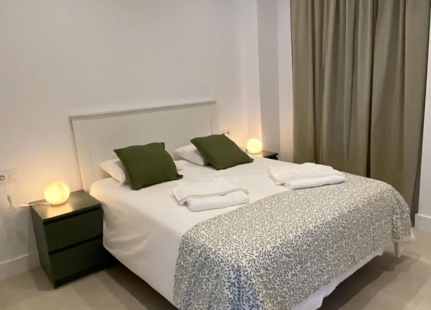 Apartamentos A Estrenar En El Corazon De La Bahia De Cadiz San Fernando 0*,  Spain